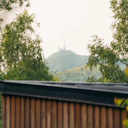 - De Lemptegy Hotel Saint-Ours (Puy-de-Dome)