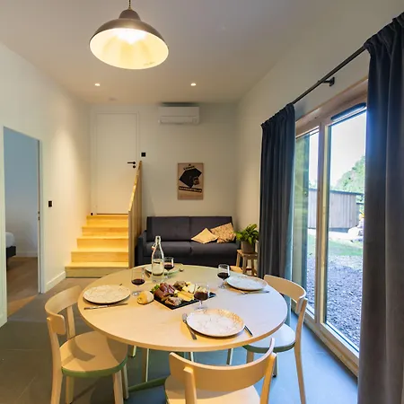 Hotel - De Lemptegy Saint-Ours (Puy-de-Dome)