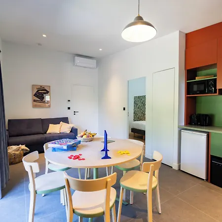 - De Lemptegy Hotell Saint-Ours (Puy-de-Dome)