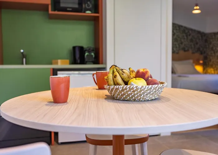 - De Lemptegy 생-투르