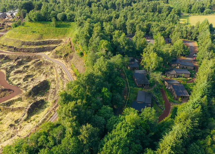 - De Lemptegy Hotell Saint-Ours (Puy-de-Dome)