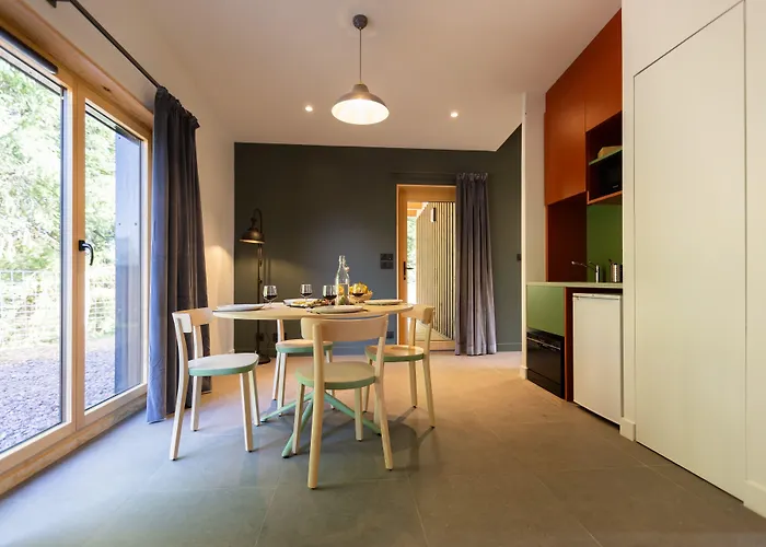 Hotell - De Lemptegy